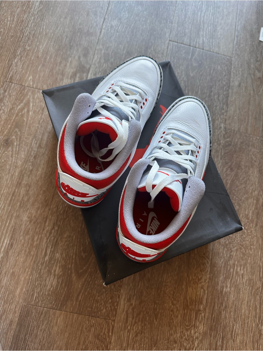 Nike Air Jordan 3 Retro Sneakers